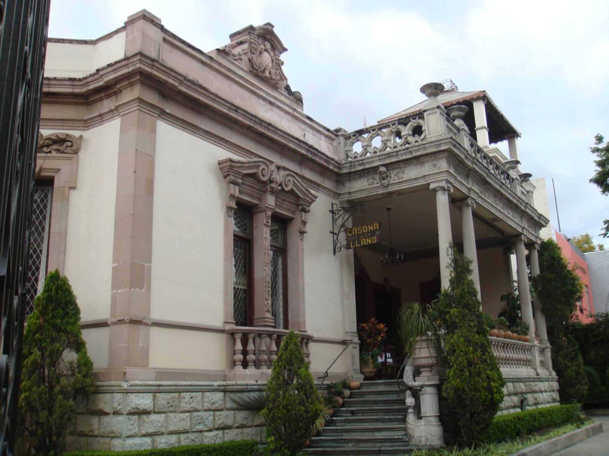 Hotel La Casona Del Llano Oaxaca Exterior photo